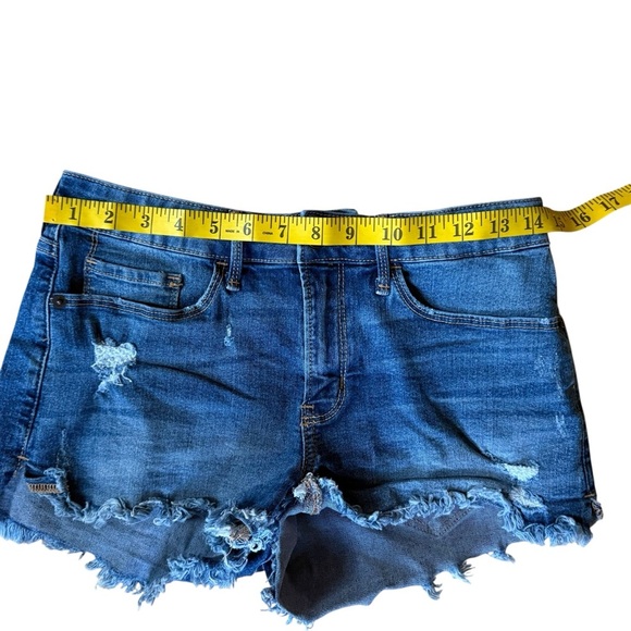 Abercrombie & Fitch Shorts Size 4 / 27 Blue Denim Jean Short Raw Hems Distressed - Picture 8 of 13